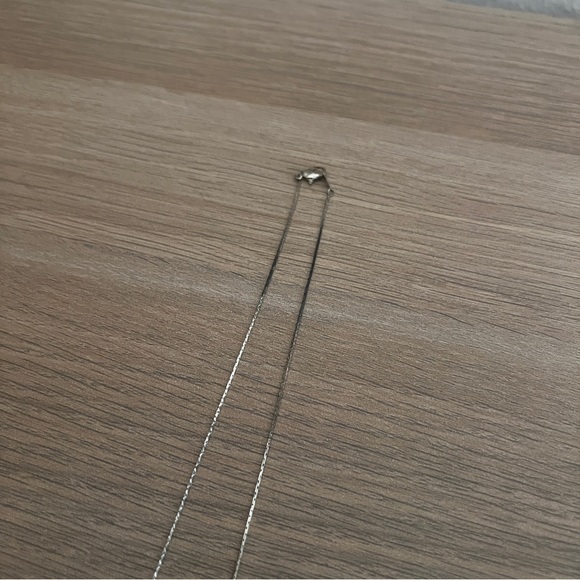 2 Fish & A Rose Silver Necklace - Picture 3 of 9